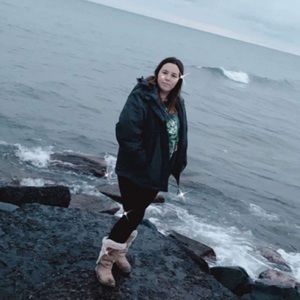 Meet your Posher, Liza